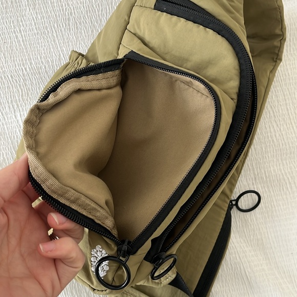 Free People Crossbody Sling bag - Picture 7 of 7